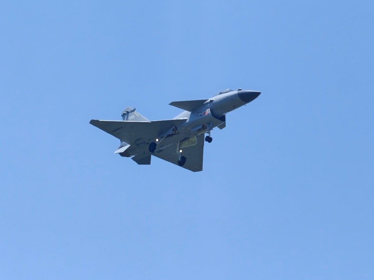 Uzbekistan’s first J-10 fighter jet spotted in China