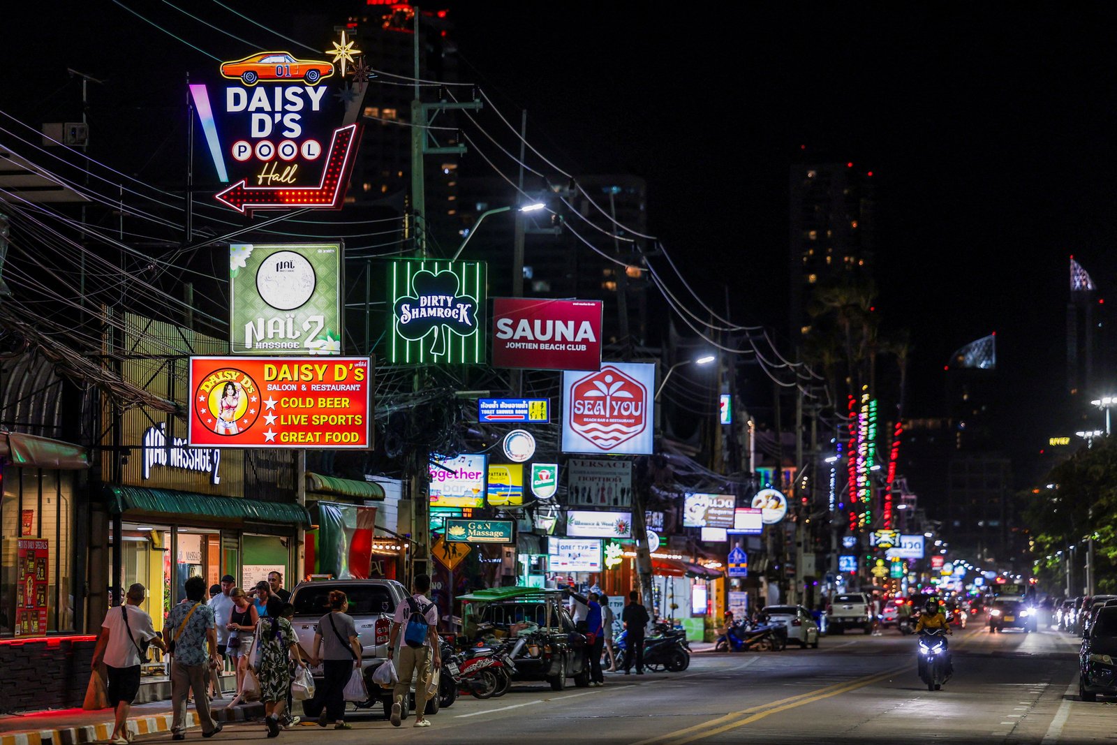 USS Abraham Lincoln's visit to Thailand lifts hope and sex-tourism risk