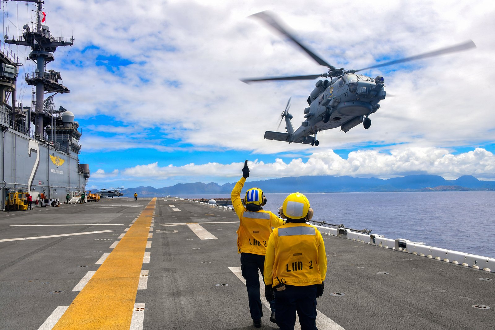 US Navy Testlerini Tamamladı AI-powered submarine hunter