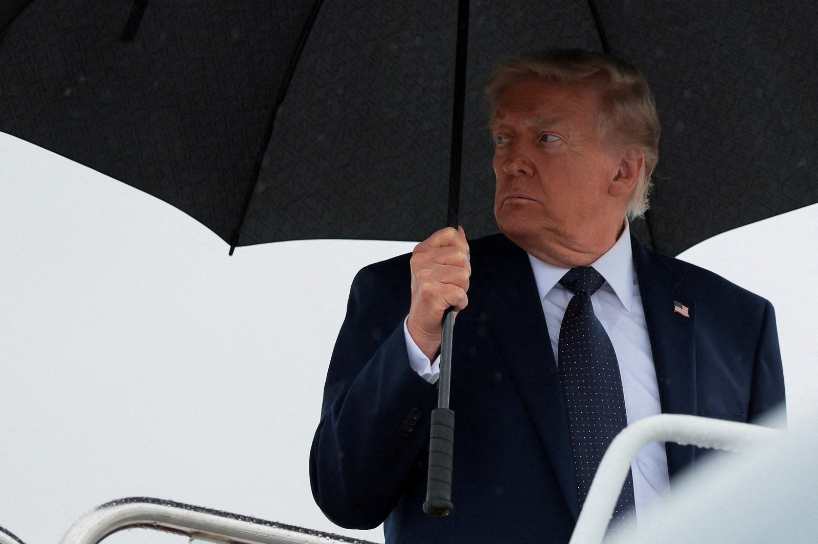 Trump, ABD'nin Ukrayna yardımına ilişkin ödemeyi Avrupa'dan geri isteyeceğini söyledi