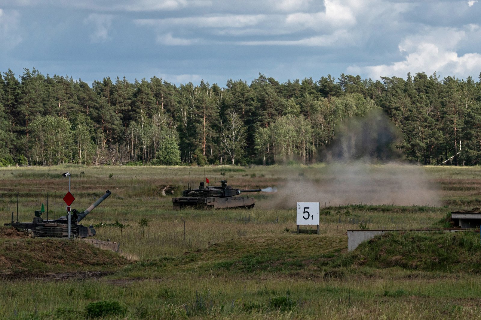 Polish minister proposes drills near Kaliningrad to draw Russian troops from Ukraine