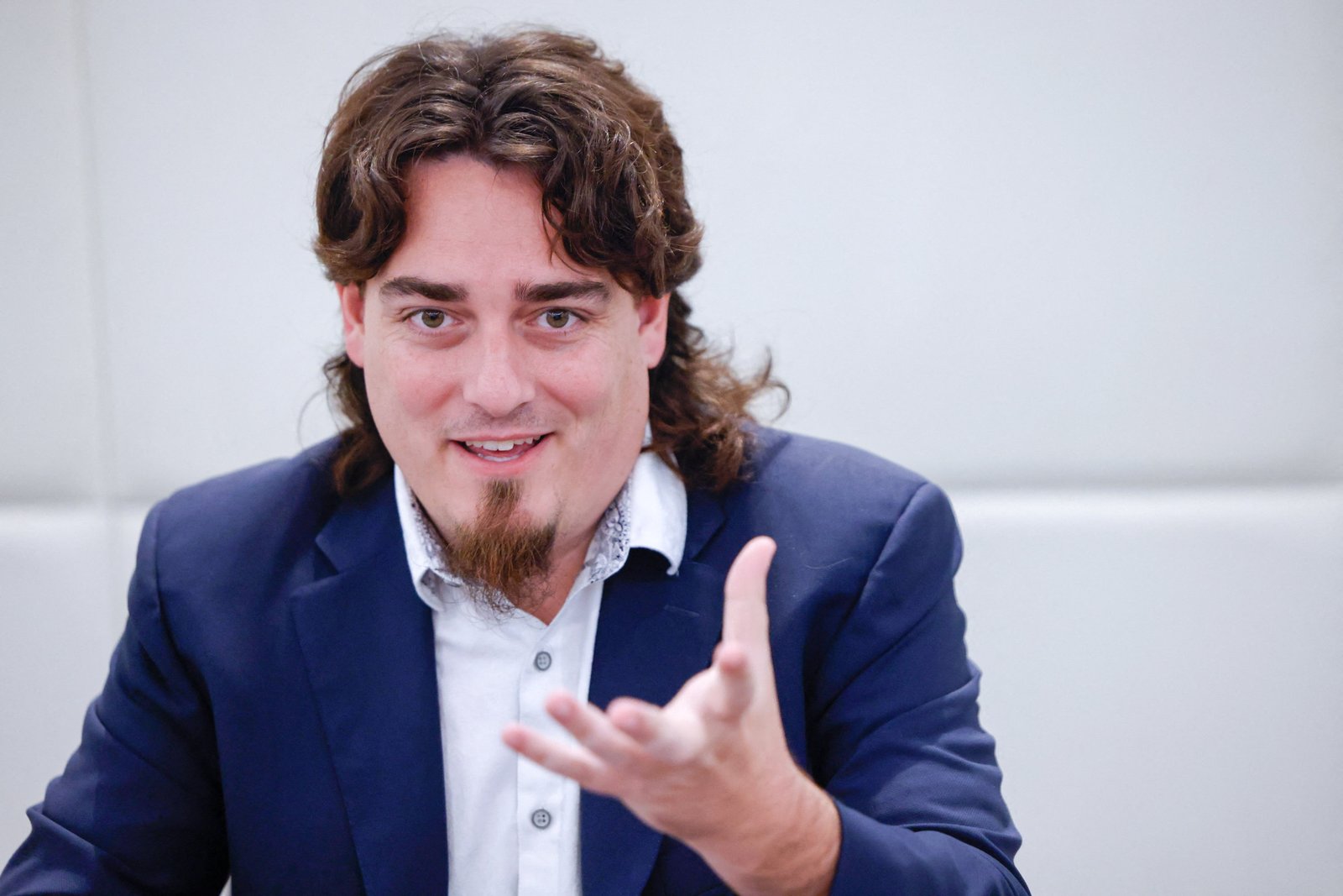 Anduril'den Palmer Luckey, araba fabrikalarında üretilen füzeleri ve yer altı savaşlarını öngörüyor
