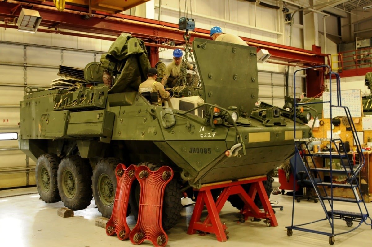 General Dynamics yeni Stryker sürdürme sözleşmesini kazandı