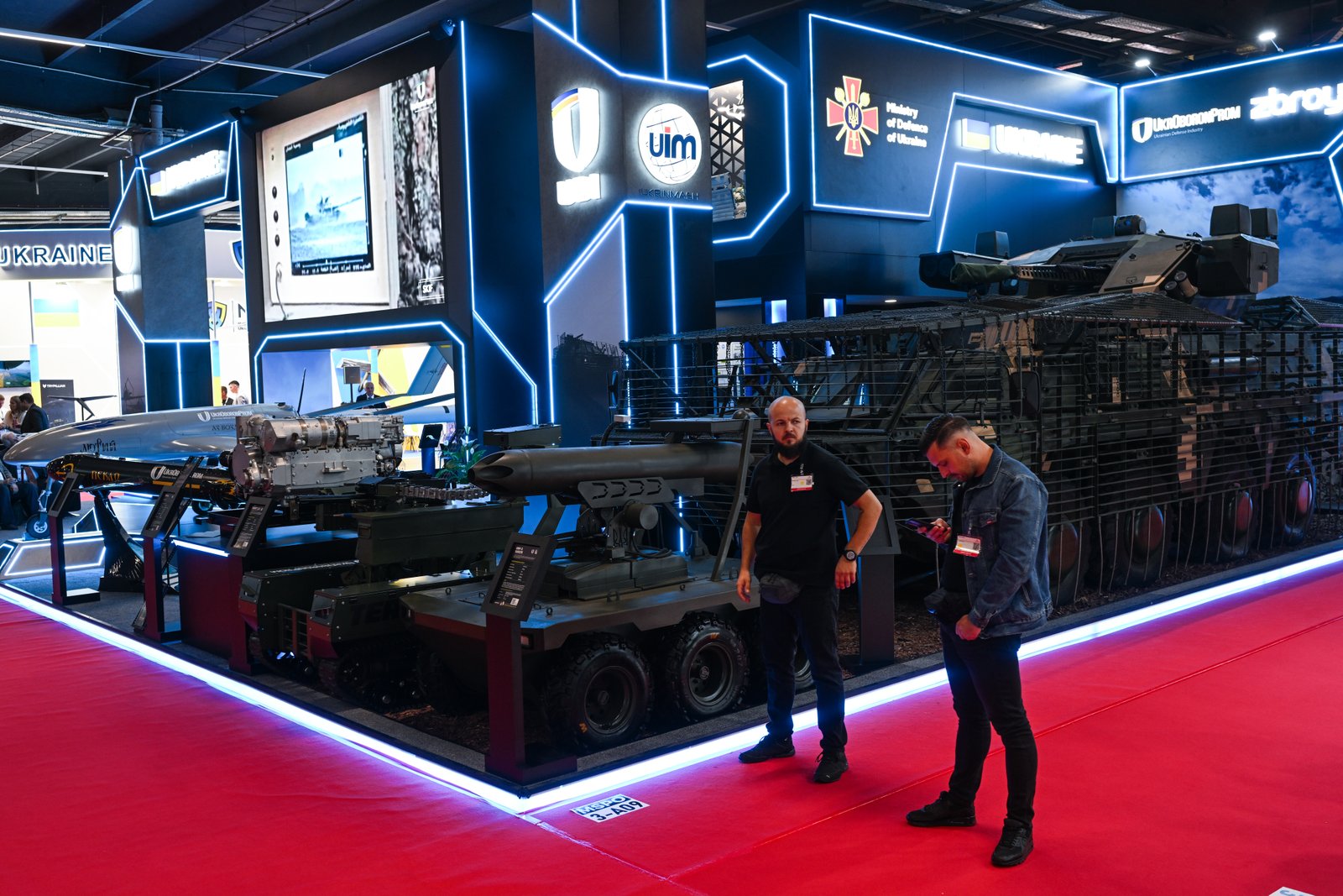 Ukrainian industry scrambles to field interceptors against Russian jet drones